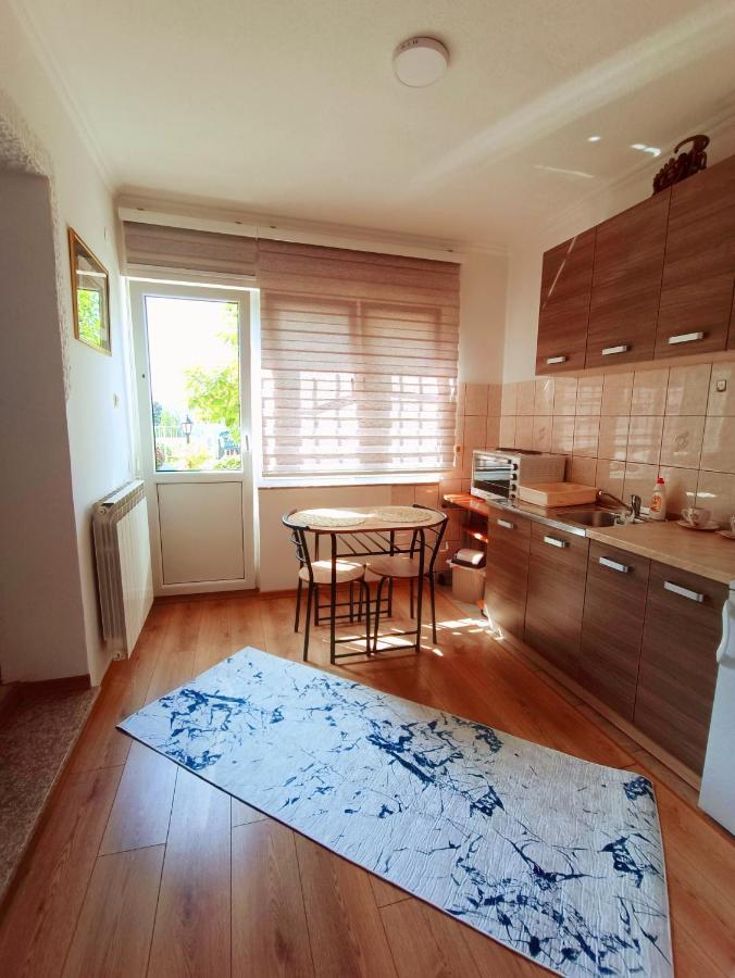 Ferienwohnung Garden Free Parking SJJ Exterior foto